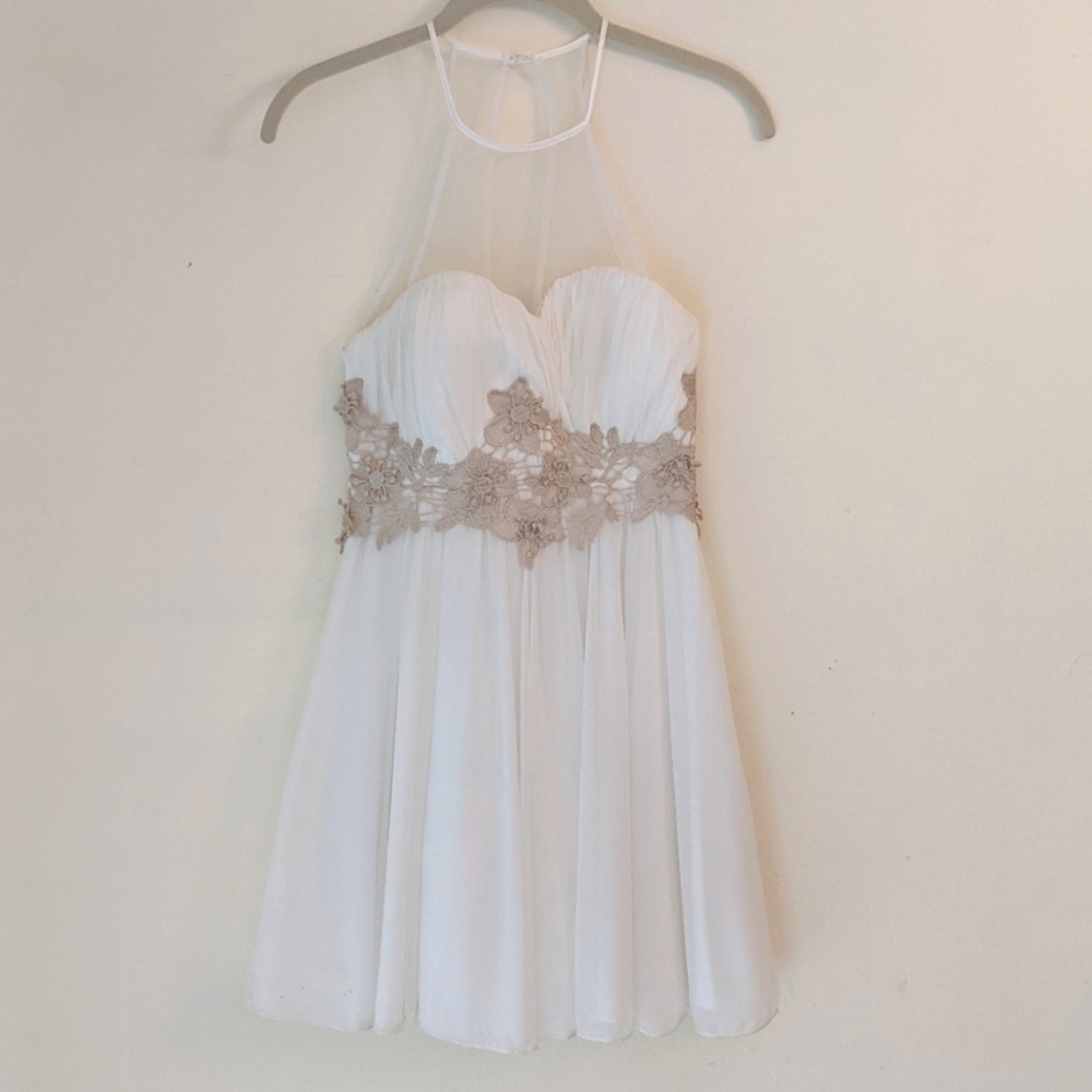 Sleeveless illusion neck party dress sz 1